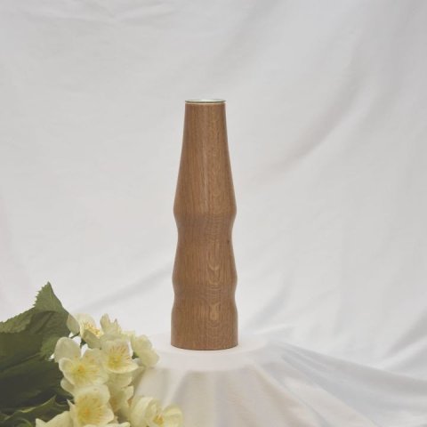 Vase 64