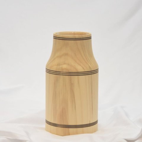 Vase 74